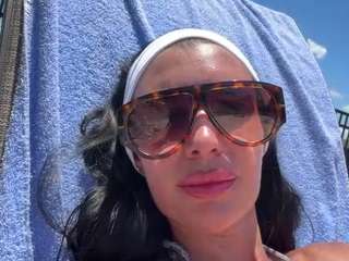 tighttinymilf