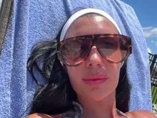 tighttinymilf