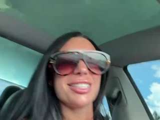 tighttinymilf