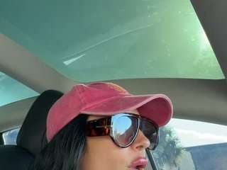 tighttinymilf Sex Cam Show