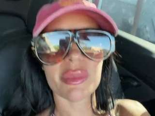tighttinymilf Sex Cam Show