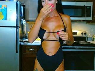 tighttinymilf