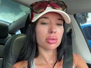 tighttinymilf