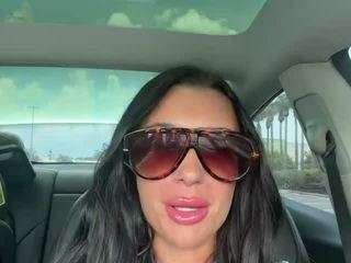 tighttinymilf live webcam show