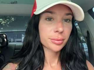 tighttinymilf Live Webcam on CamSoda
