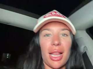 tighttinymilf live cam