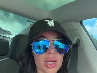 tighttinymilf