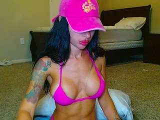 tighttinymilf