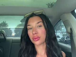 tighttinymilf