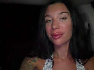 tighttinymilf