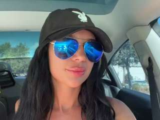 tighttinymilf