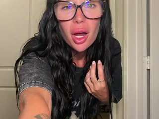 Offline cam show with Tight Tiny MILF