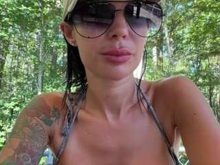 Tight Tiny MILF
