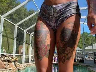 tighttinymilf