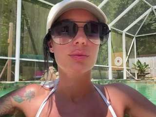 tighttinymilf