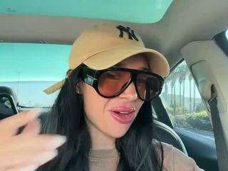 tighttinymilf