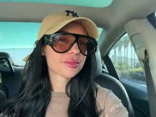 tighttinymilf
