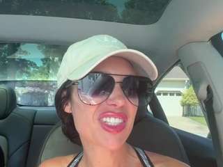 Tight Tiny MILF live cam