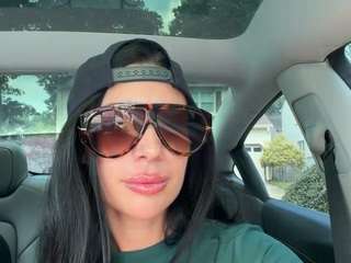 tighttinymilf
