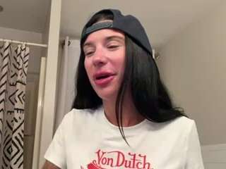 tighttinymilf