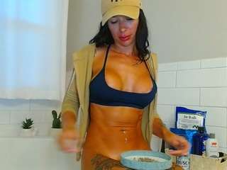 tighttinymilf