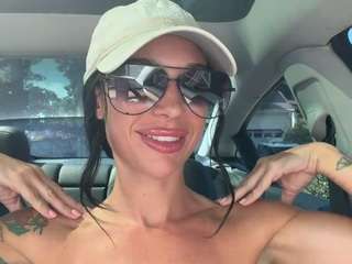 tighttinymilf