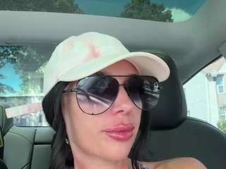 tighttinymilf