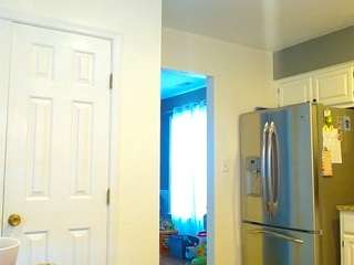 Tight Tiny MILF live cam preview