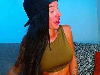 tighttinymilf
