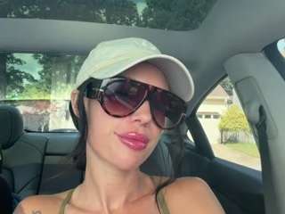 tighttinymilf