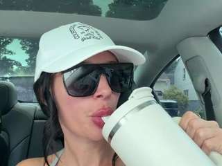 tighttinymilf