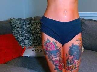 tighttinymilf