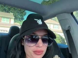 tighttinymilf camsoda