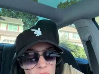 tighttinymilf