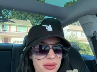 tighttinymilf