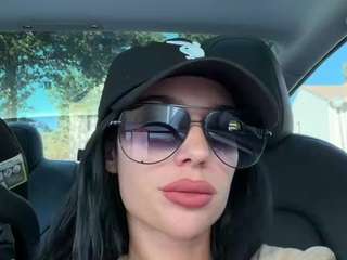 tighttinymilf