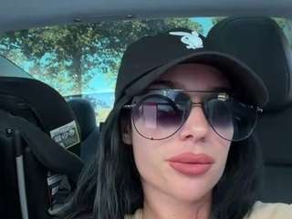 tighttinymilf