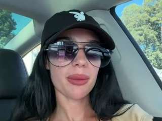 tighttinymilf