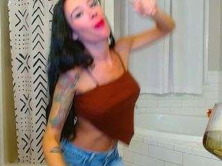 tighttinymilf