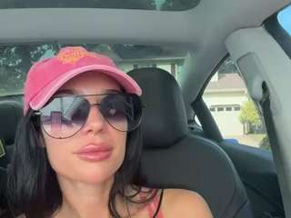 tighttinymilf