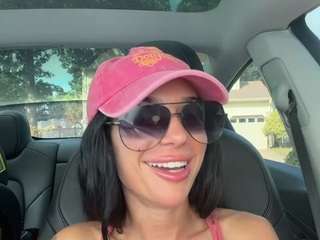 tighttinymilf