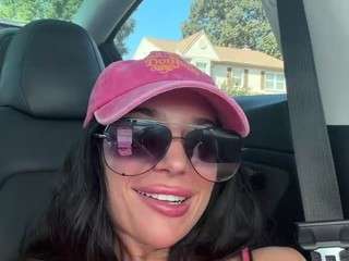 tighttinymilf