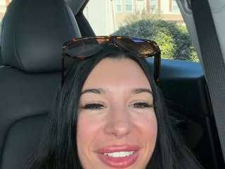 Tight Tiny MILF live cam preview