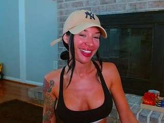 tighttinymilf