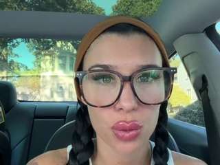 tighttinymilf