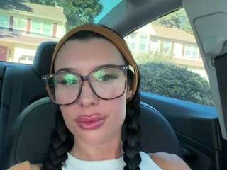 tighttinymilf