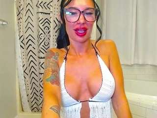 tighttinymilf