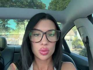 tighttinymilf