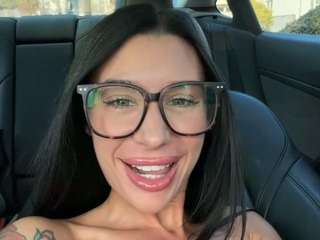 tighttinymilf