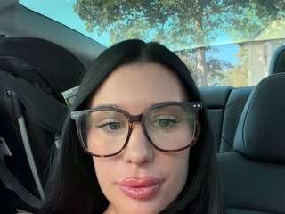 tighttinymilf